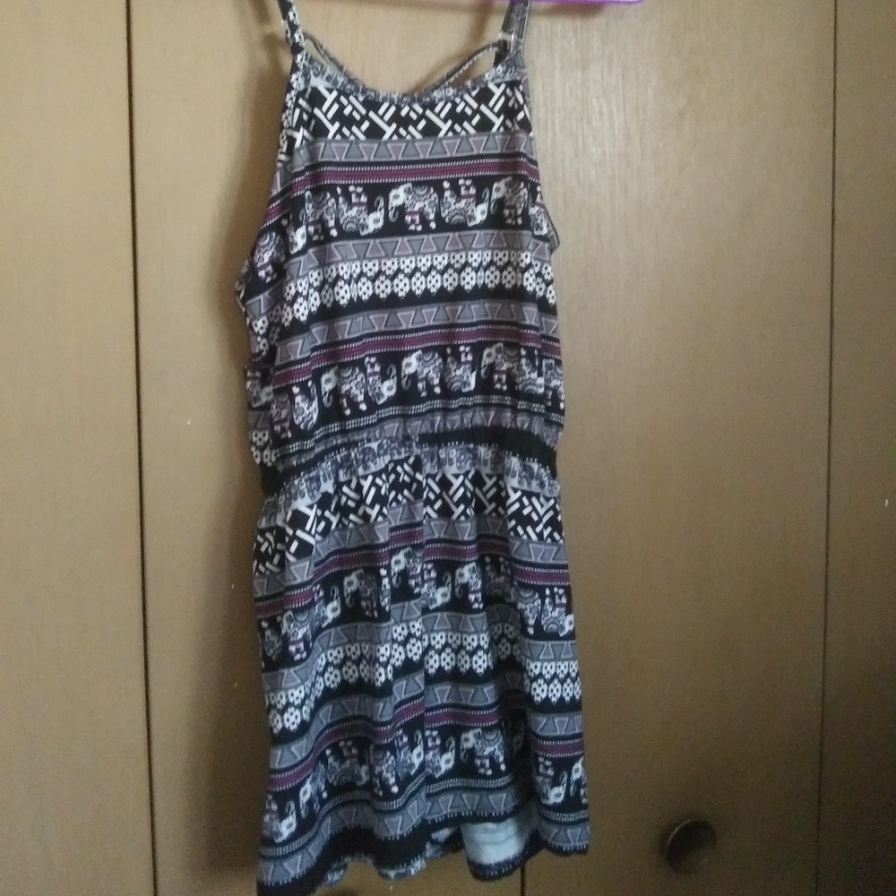 Girls Romper SIZE M - Picture 7 of 11